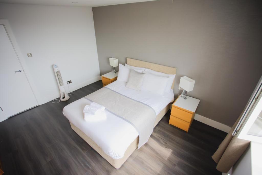 Penthouse At Chelsea Cloisters Hotel London Bagian luar foto